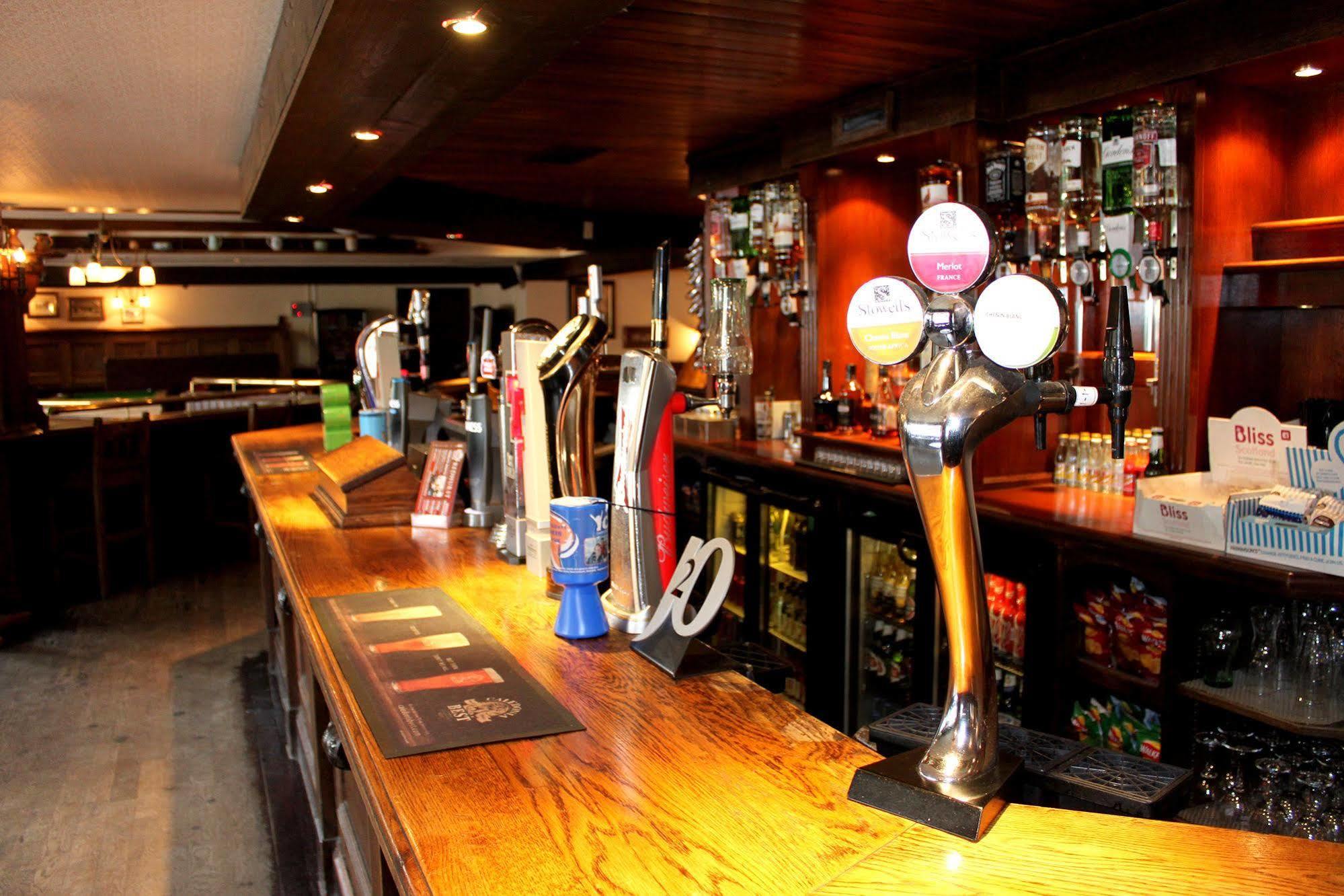 The Redhurst Hotel Glasgow Giffnock Exterior photo